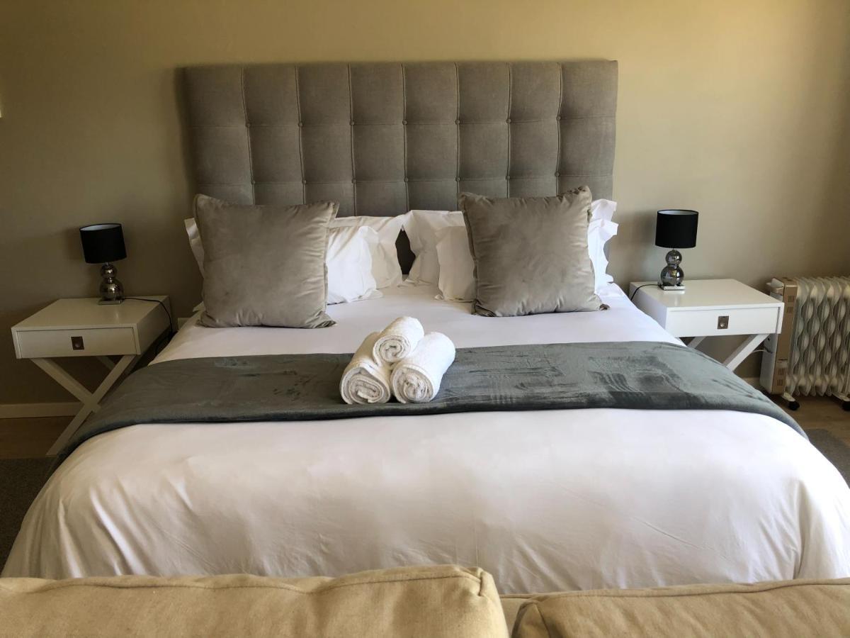 Lola'S Self Catering Accommodation كلارينس المظهر الخارجي الصورة