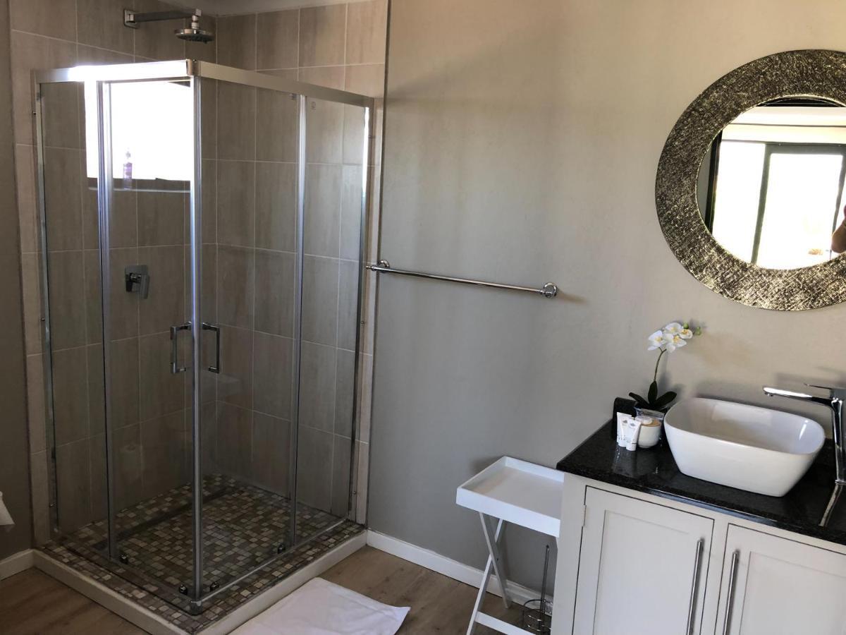 Lola'S Self Catering Accommodation كلارينس المظهر الخارجي الصورة