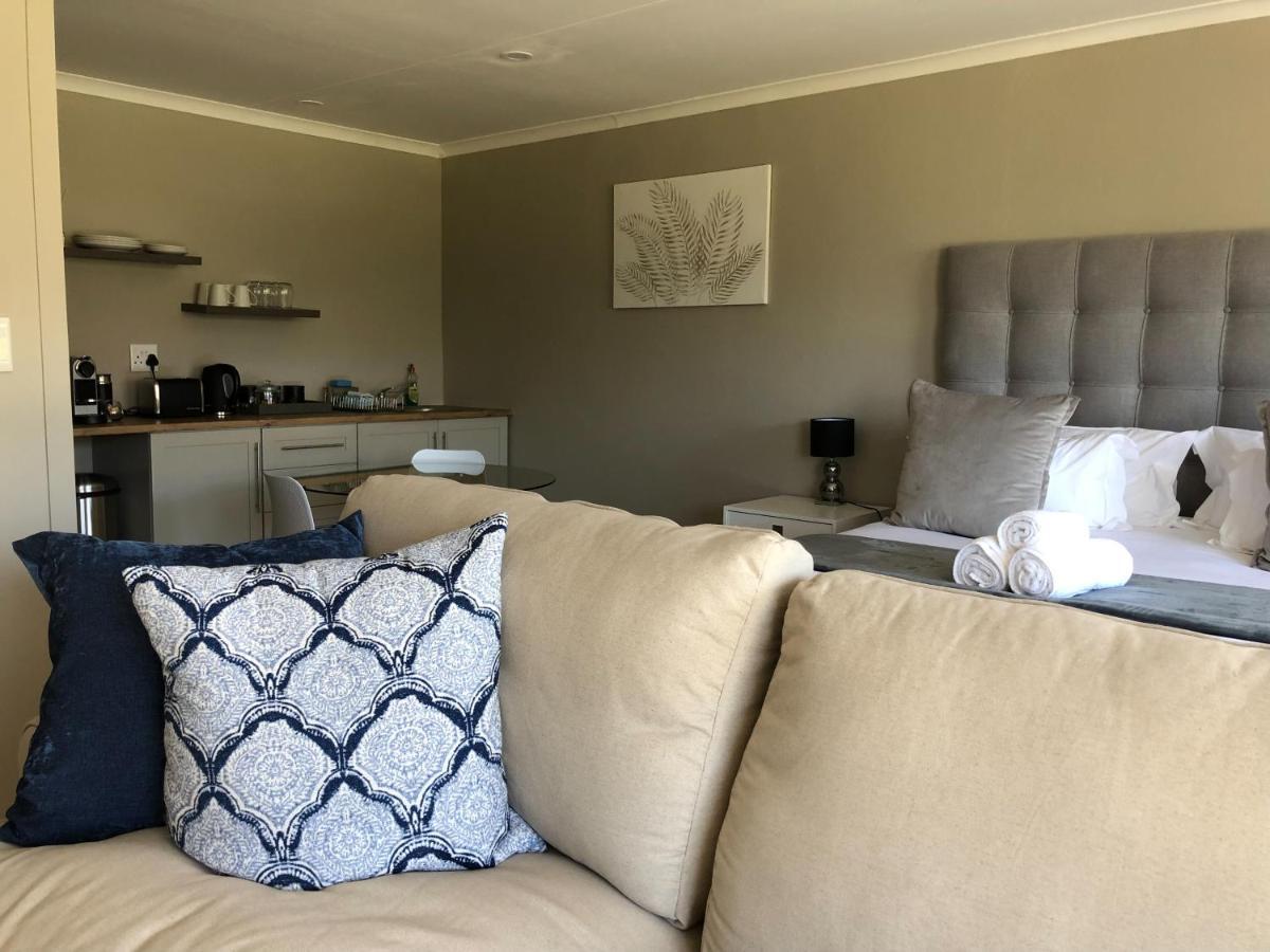 Lola'S Self Catering Accommodation كلارينس المظهر الخارجي الصورة