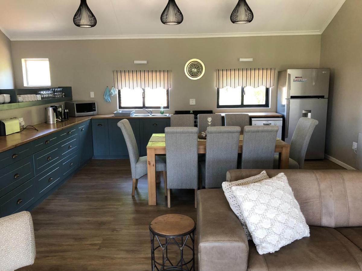 Lola'S Self Catering Accommodation كلارينس المظهر الخارجي الصورة