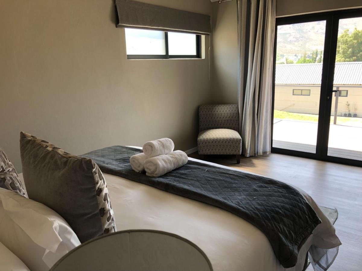 Lola'S Self Catering Accommodation كلارينس المظهر الخارجي الصورة