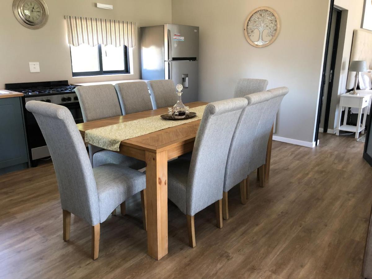Lola'S Self Catering Accommodation كلارينس المظهر الخارجي الصورة